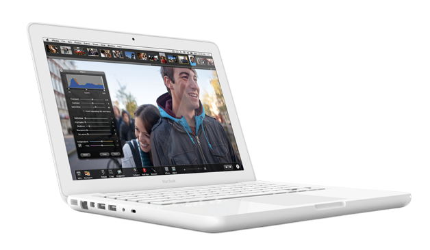 Замена материнской платы Apple MacBook 13 2010